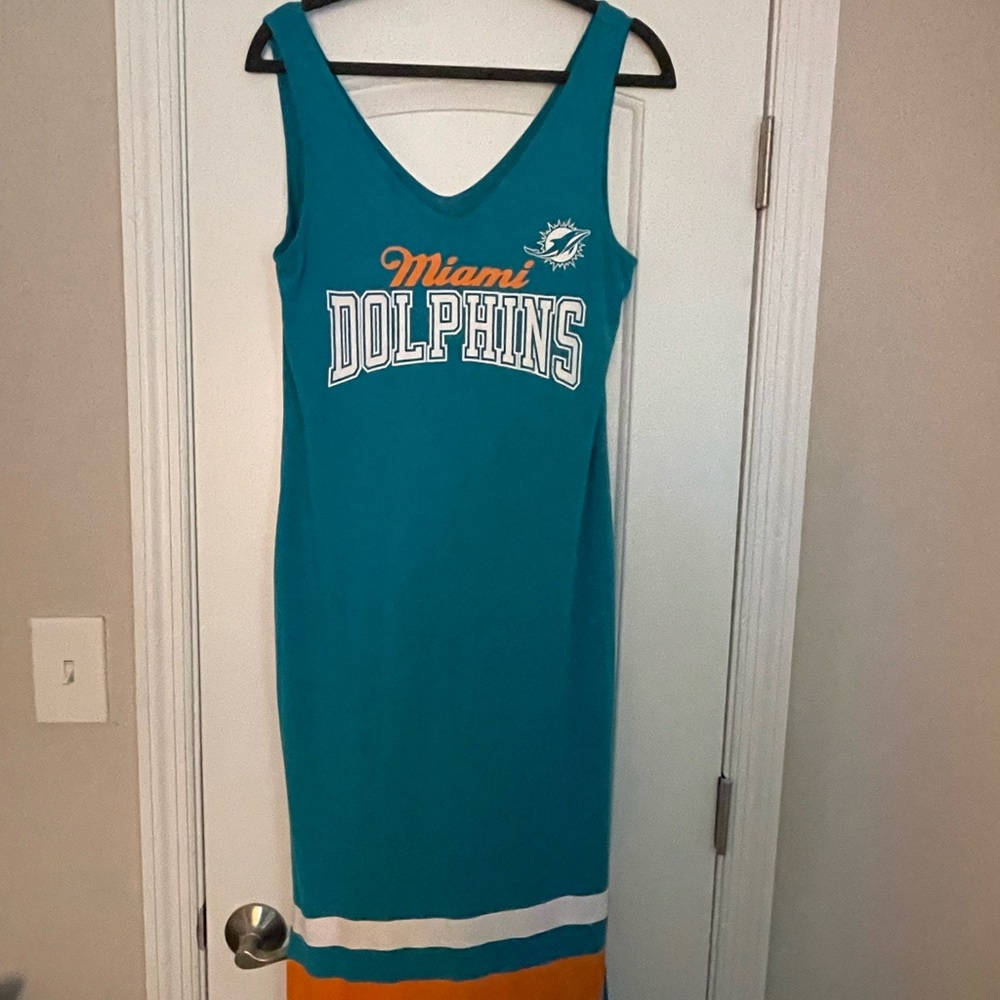 Women’s Ladies tank dress MIAMI DOLPHINS  V-Neck 48”Length NEW NEVER WORN